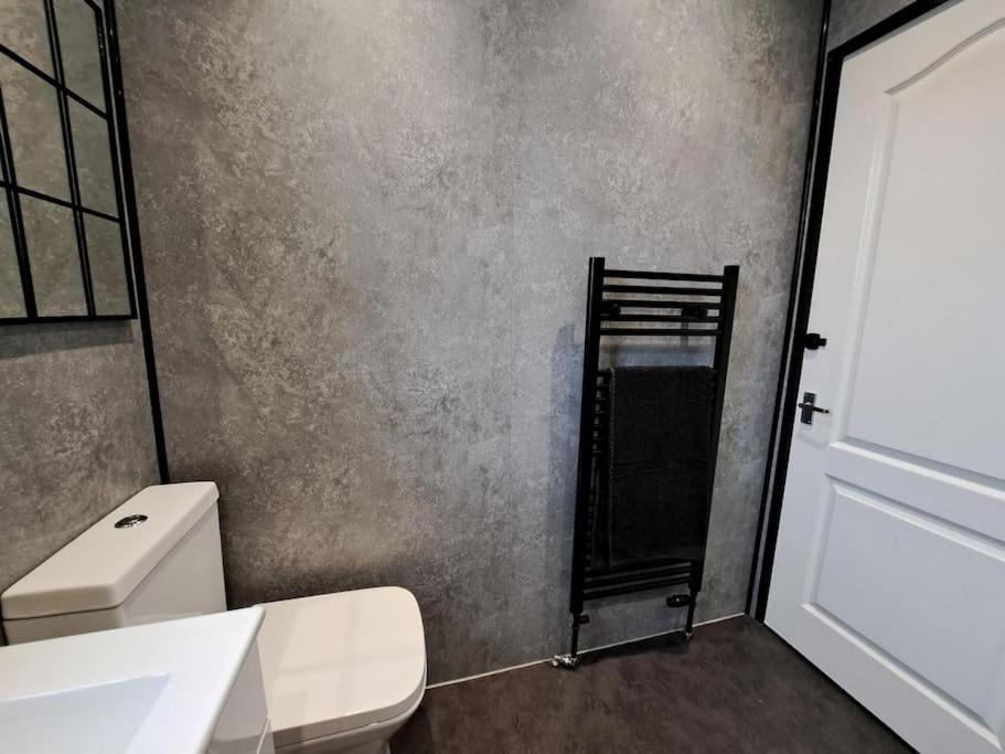 Glasgow Apartment Close To The Airport Ренфру Екстер'єр фото